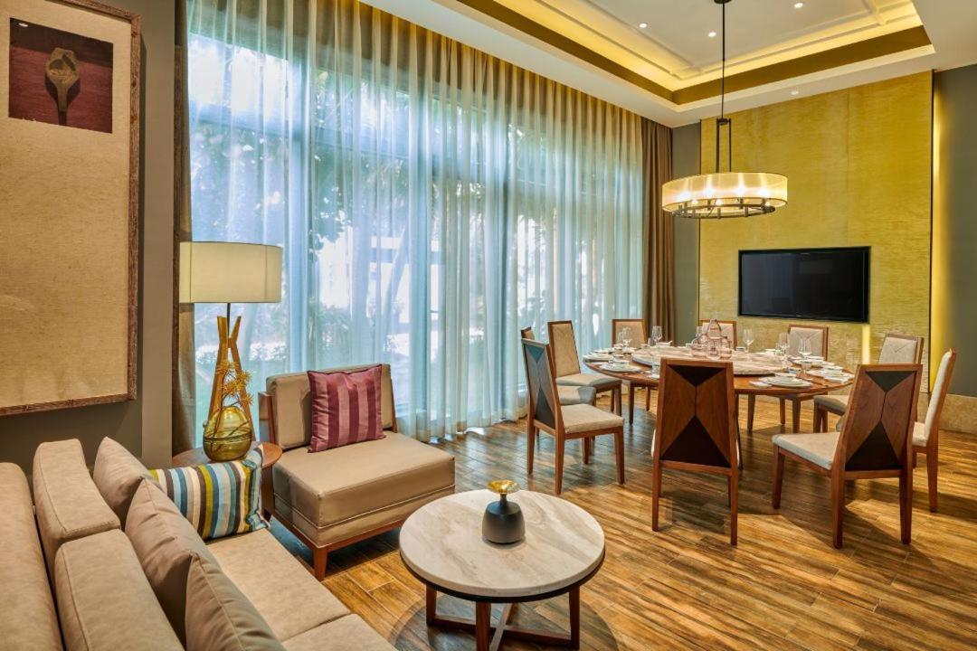 Dusit Thani Shuangyue Bay Resort Huizhou Huidong Exterior foto